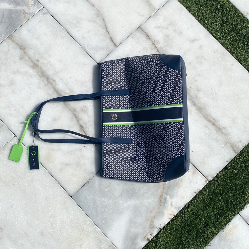 CWonder Tote Bag